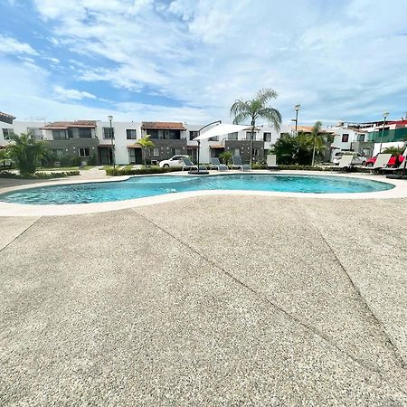 Modern Pool Side, 3 Bdrm House With Parking Villa Puerto Vallarta Dış mekan fotoğraf